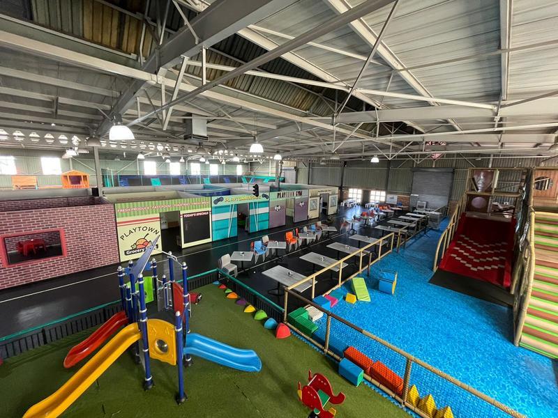 To Let Commercial Property for Rent in Rooihuiskraal Gauteng