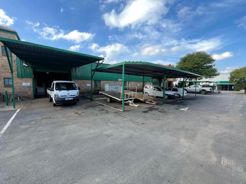 To Let Commercial Property for Rent in Rooihuiskraal Gauteng