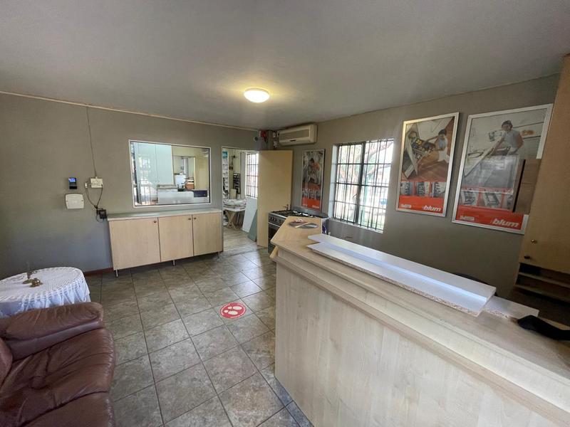 To Let Commercial Property for Rent in Rooihuiskraal Gauteng