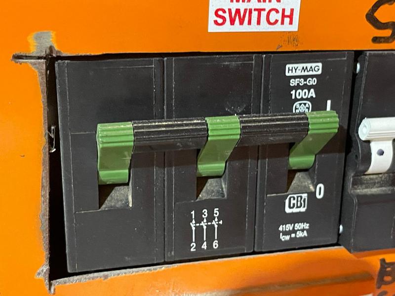 To Let Commercial Property for Rent in Rooihuiskraal Gauteng