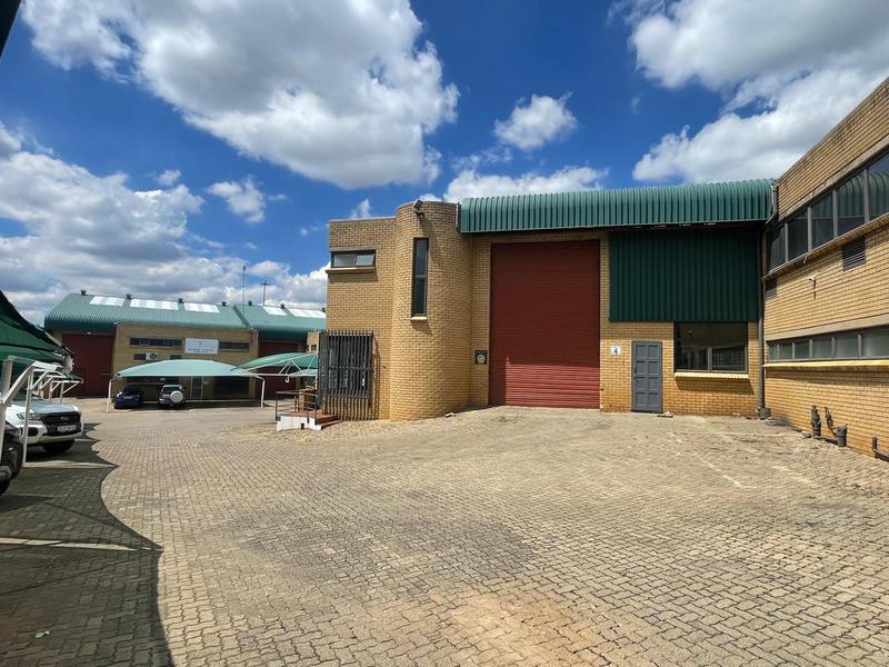 To Let Commercial Property for Rent in Rooihuiskraal Gauteng