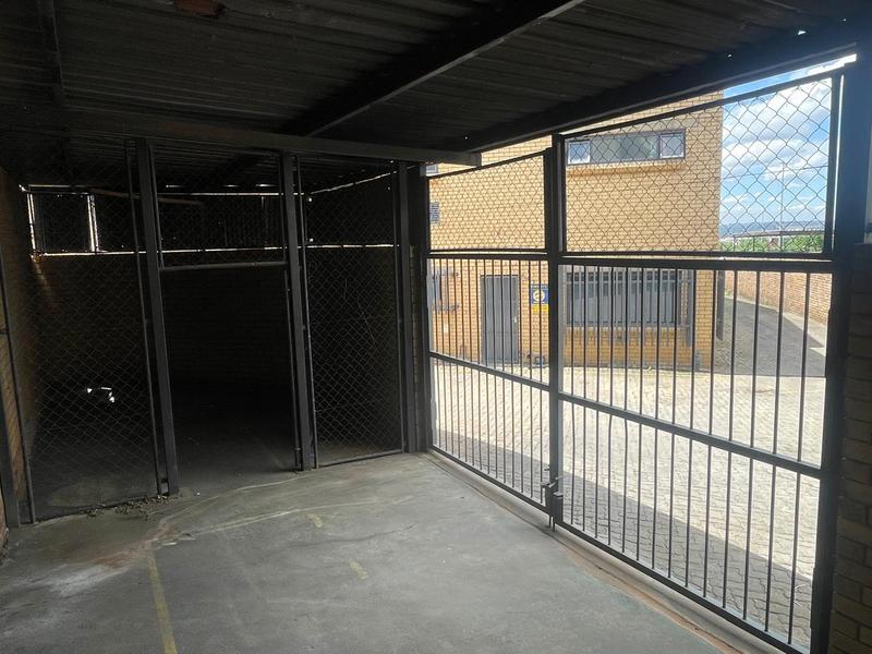 To Let Commercial Property for Rent in Rooihuiskraal Gauteng