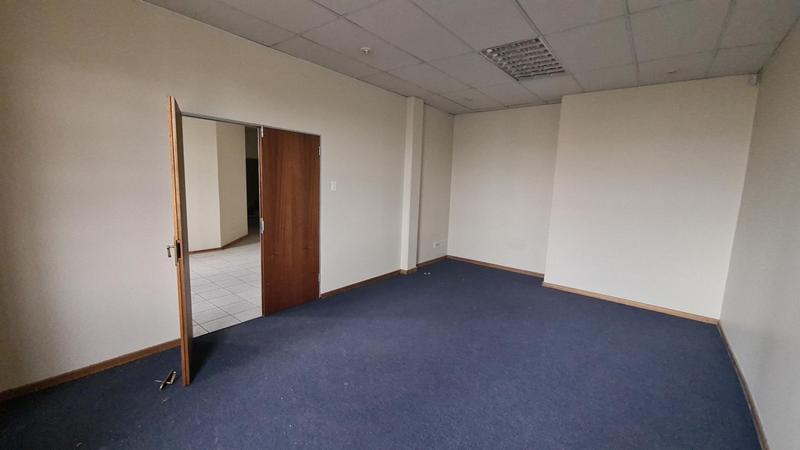 To Let Commercial Property for Rent in Randjespark Gauteng