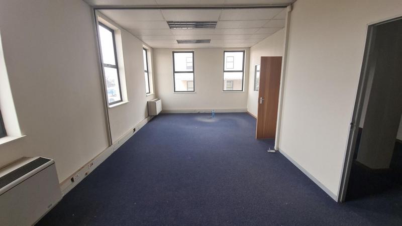 To Let Commercial Property for Rent in Randjespark Gauteng