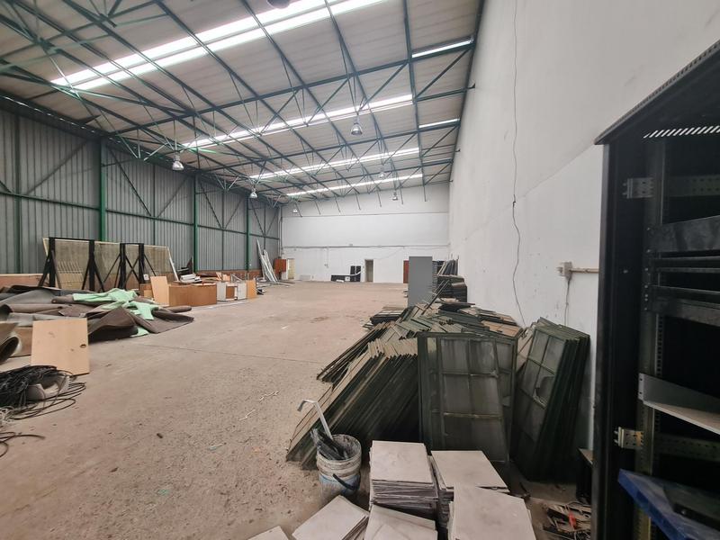 To Let Commercial Property for Rent in Randjespark Gauteng