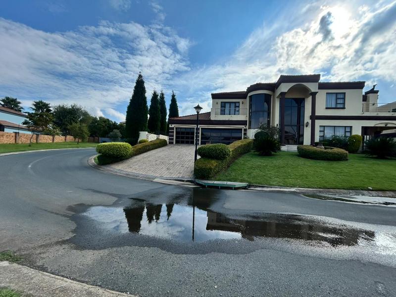 6 Bedroom Property for Sale in Blue Valley Golf Estate Gauteng