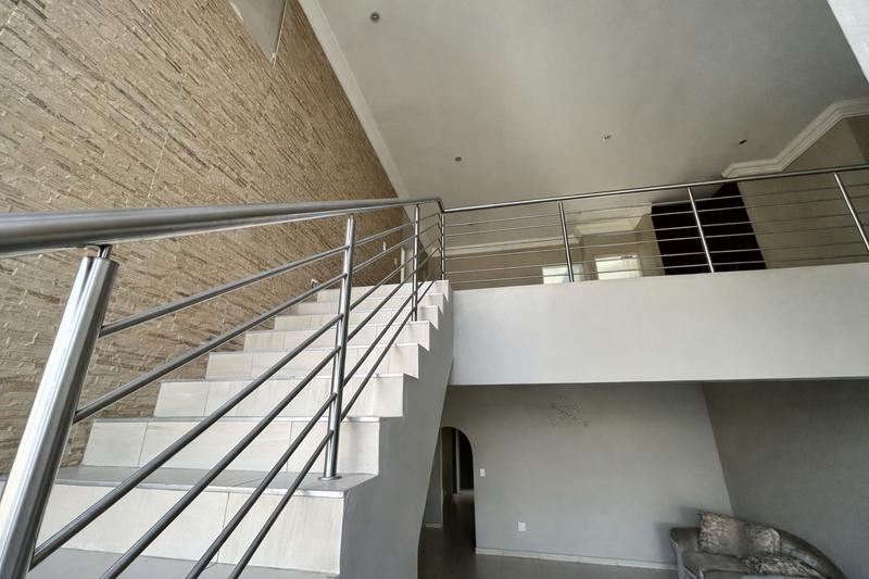 6 Bedroom Property for Sale in Blue Valley Golf Estate Gauteng