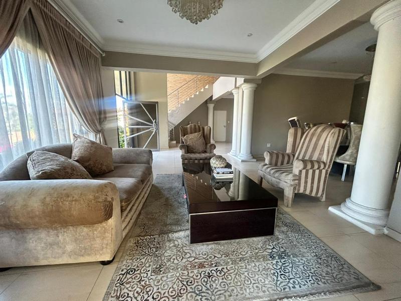 6 Bedroom Property for Sale in Blue Valley Golf Estate Gauteng
