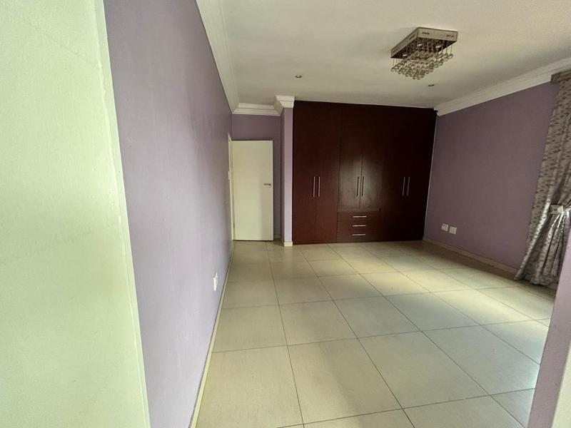 6 Bedroom Property for Sale in Blue Valley Golf Estate Gauteng