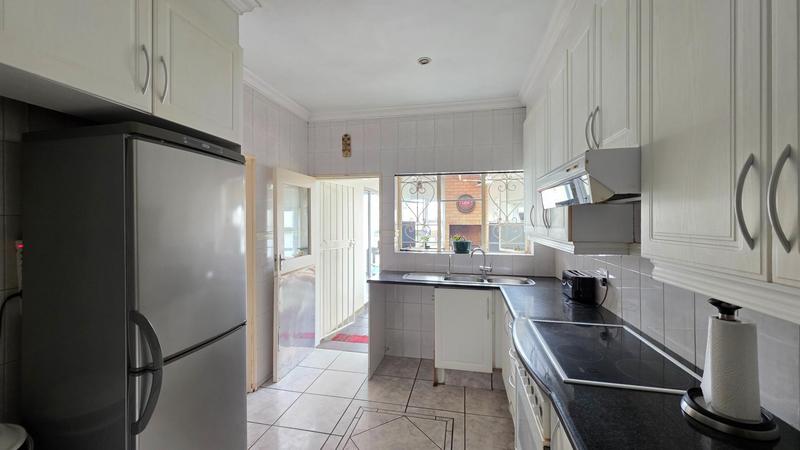 4 Bedroom Property for Sale in Rewlatch Gauteng