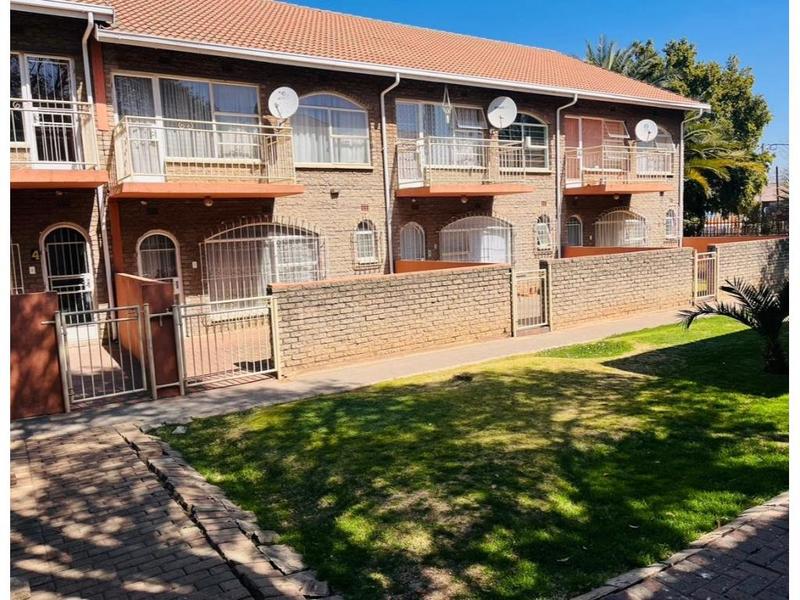 3 Bedroom Property for Sale in Florida Gauteng