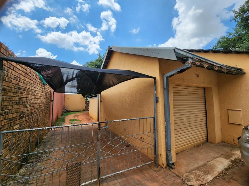 3 Bedroom Property for Sale in Greenhills Gauteng