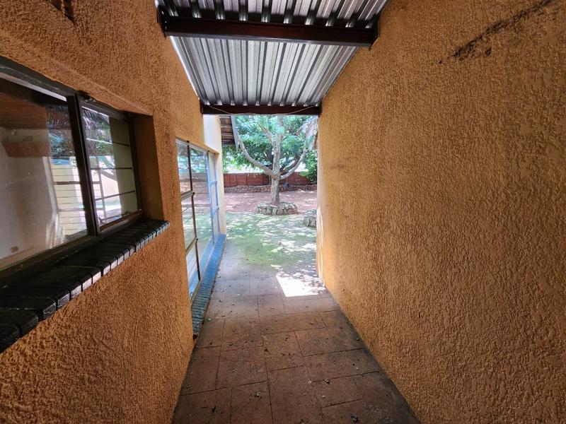 3 Bedroom Property for Sale in Greenhills Gauteng