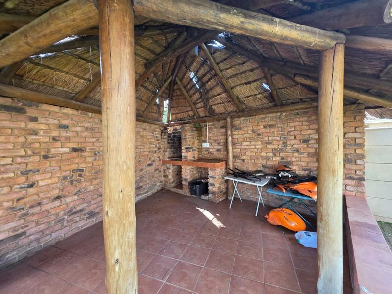 4 Bedroom Property for Sale in Eike Park Gauteng