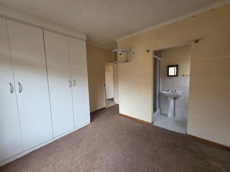 3 Bedroom Property for Sale in Greenhills Gauteng