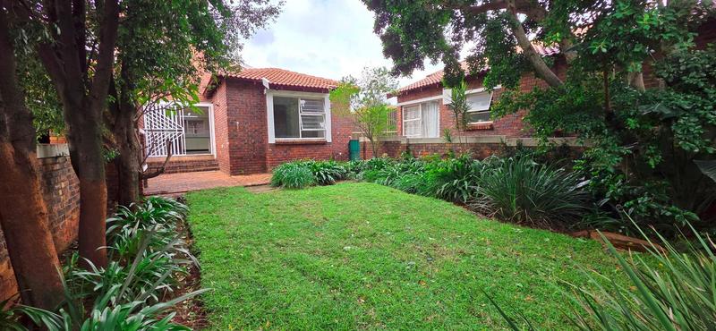 2 Bedroom Property for Sale in Weltevreden Park Gauteng