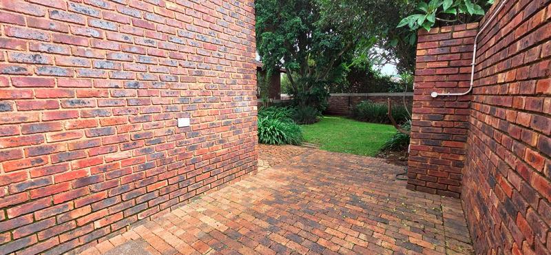 2 Bedroom Property for Sale in Weltevreden Park Gauteng