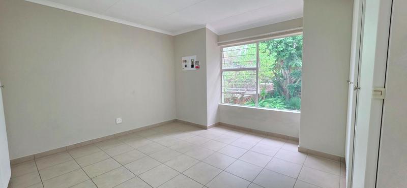 2 Bedroom Property for Sale in Weltevreden Park Gauteng