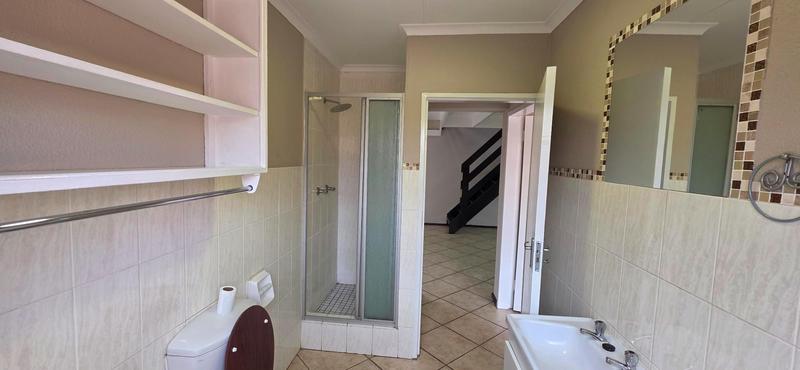 2 Bedroom Property for Sale in Weltevreden Park Gauteng