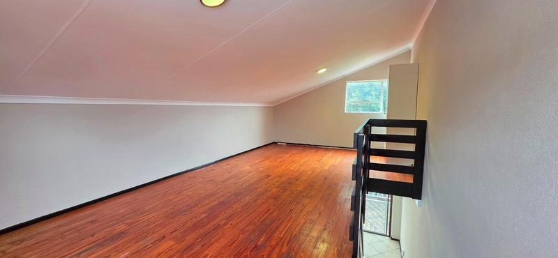 2 Bedroom Property for Sale in Weltevreden Park Gauteng