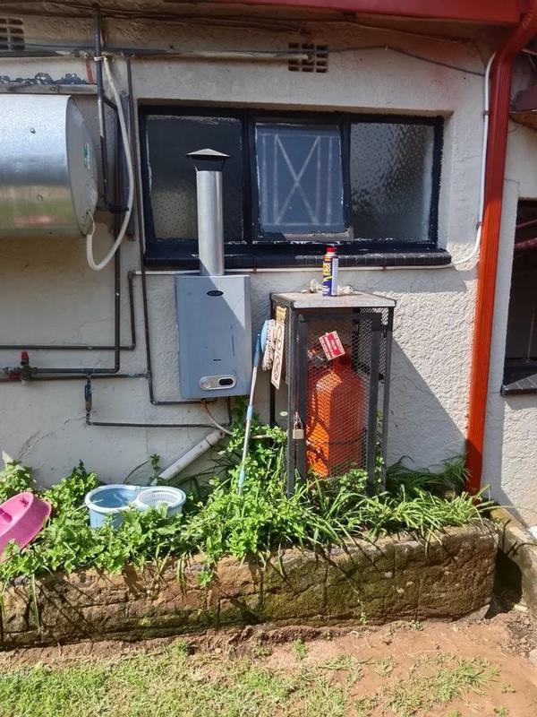 To Let 2 Bedroom Property for Rent in Lambton Gauteng