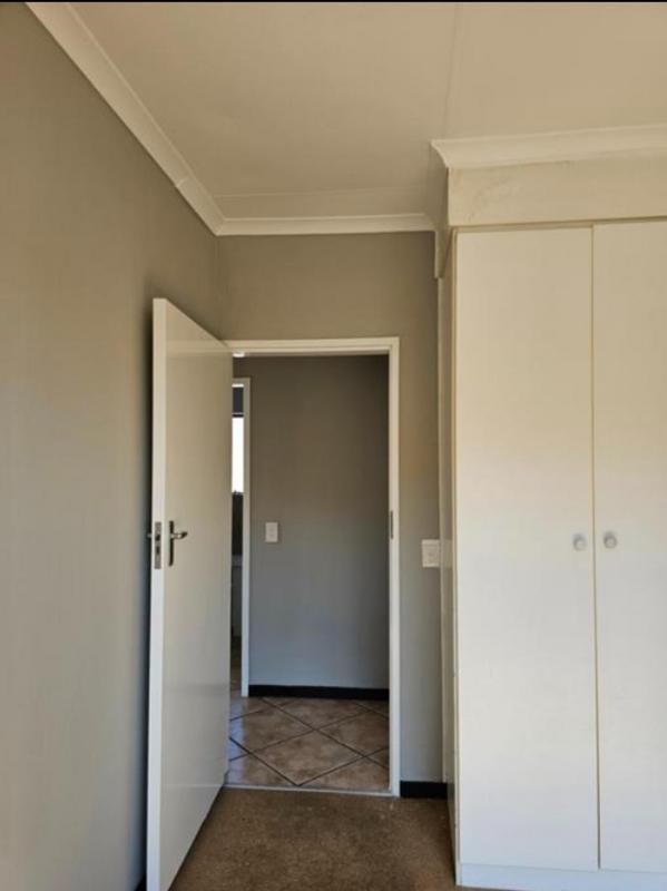 To Let 2 Bedroom Property for Rent in Randfontein Gauteng