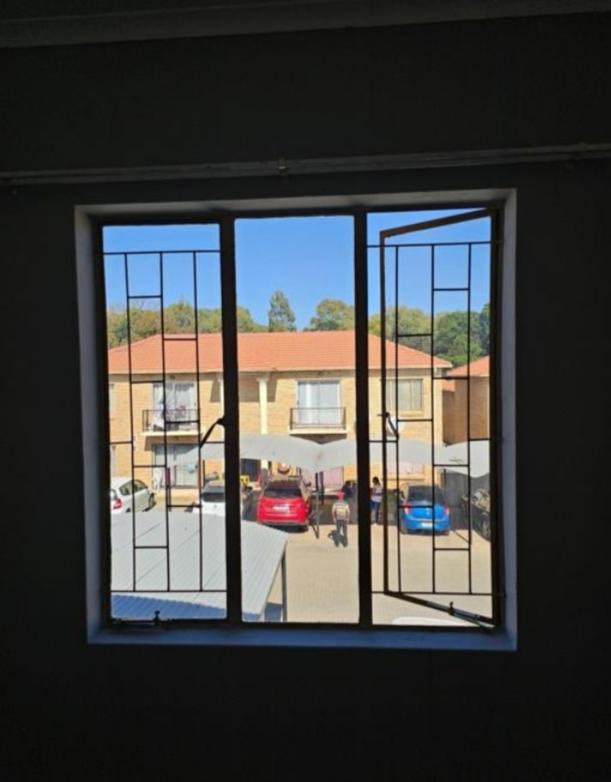 To Let 2 Bedroom Property for Rent in Randfontein Gauteng