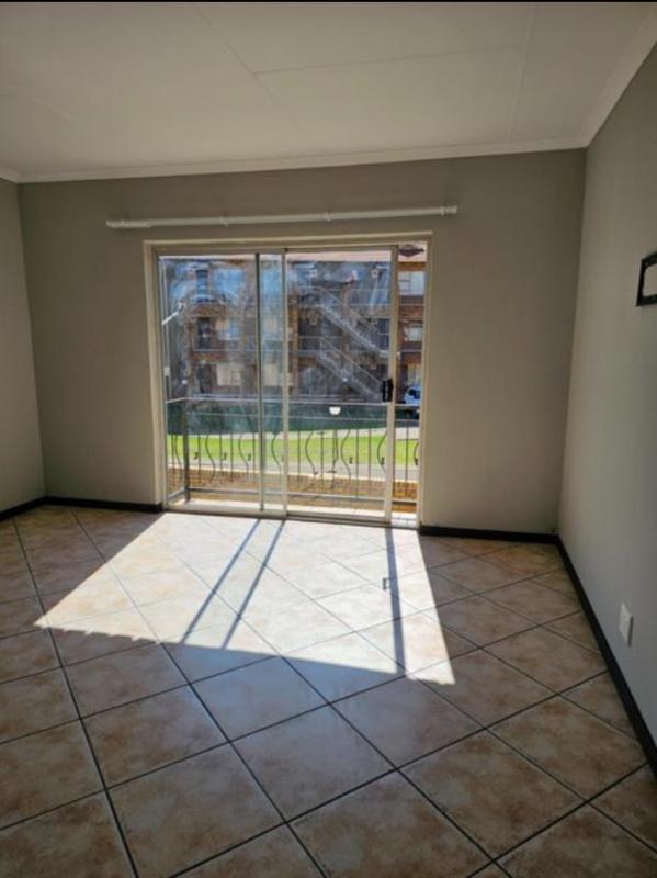 To Let 2 Bedroom Property for Rent in Randfontein Gauteng