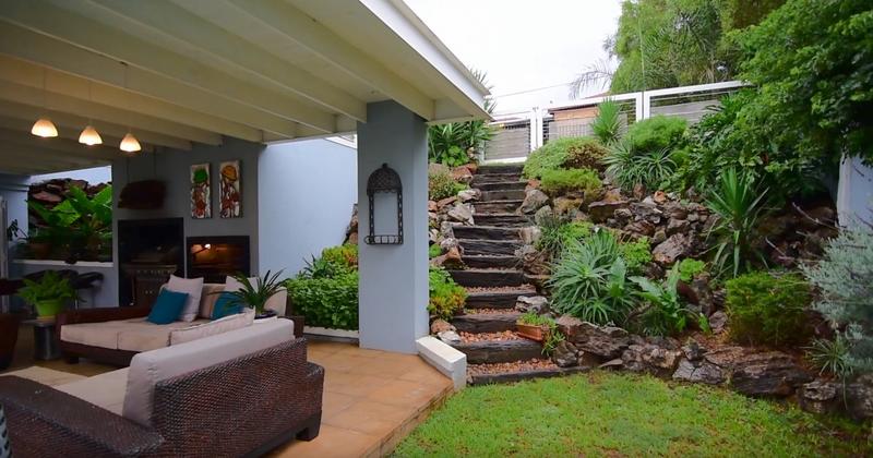 5 Bedroom Property for Sale in Rangeview Gauteng
