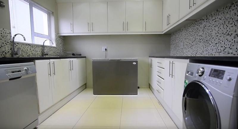 5 Bedroom Property for Sale in Rangeview Gauteng