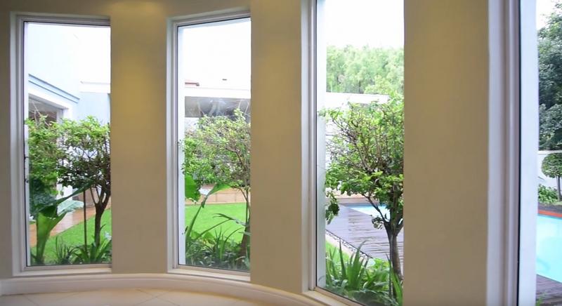 5 Bedroom Property for Sale in Rangeview Gauteng