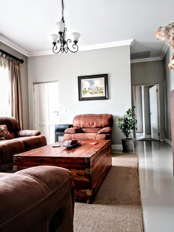 5 Bedroom Property for Sale in Rangeview Gauteng