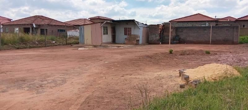 0 Bedroom Property for Sale in Mohlakeng Gauteng