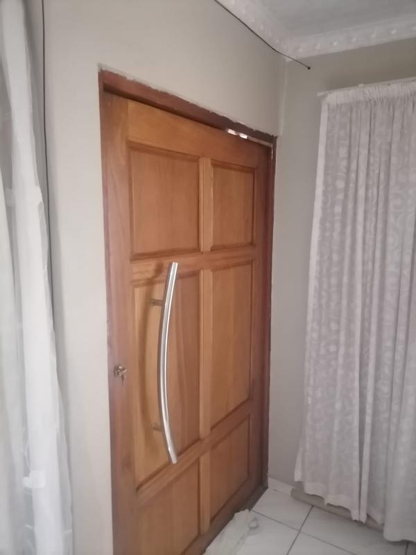 3 Bedroom Property for Sale in Emdeni Gauteng