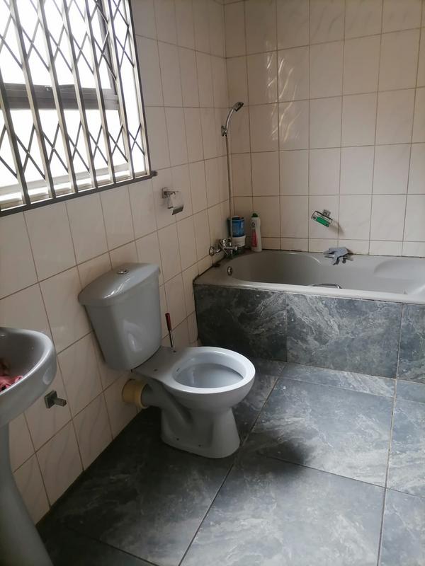 3 Bedroom Property for Sale in Emdeni Gauteng