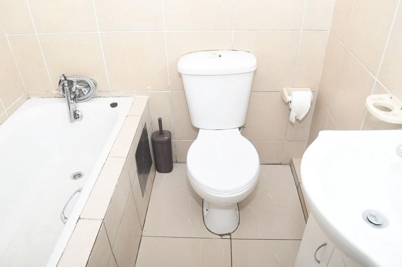 3 Bedroom Property for Sale in Goudrand Gauteng