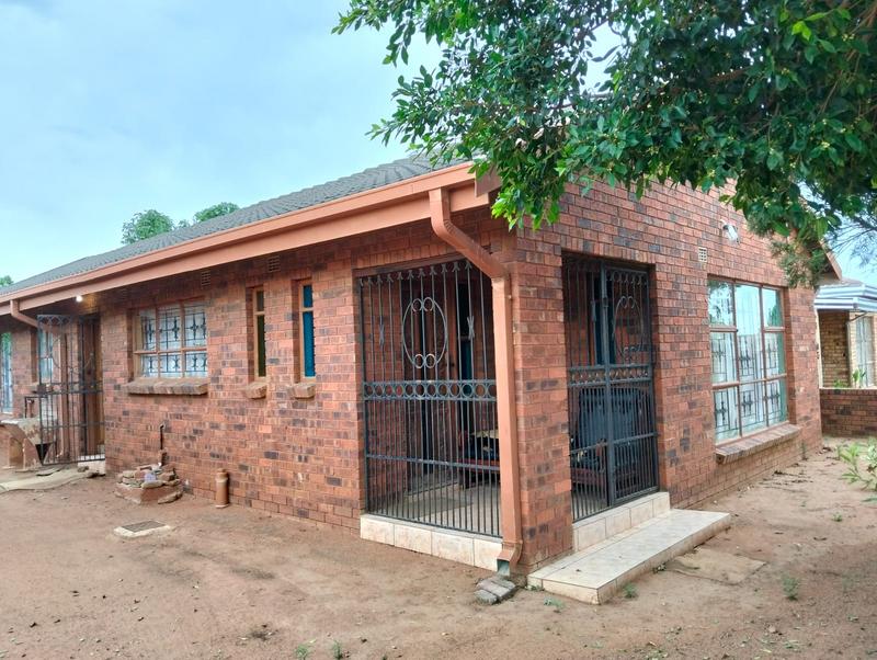 3 Bedroom Property for Sale in Soshanguve Gauteng
