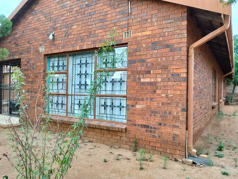 3 Bedroom Property for Sale in Soshanguve Gauteng
