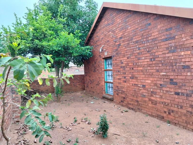 3 Bedroom Property for Sale in Soshanguve Gauteng