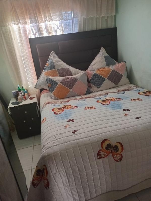 5 Bedroom Property for Sale in Kanana Park Gauteng