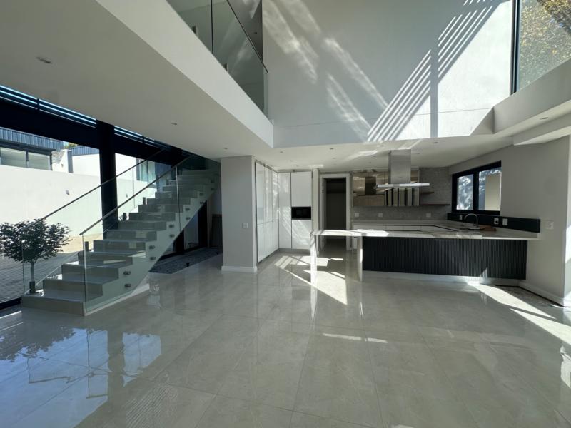 4 Bedroom Property for Sale in Houghton Gauteng