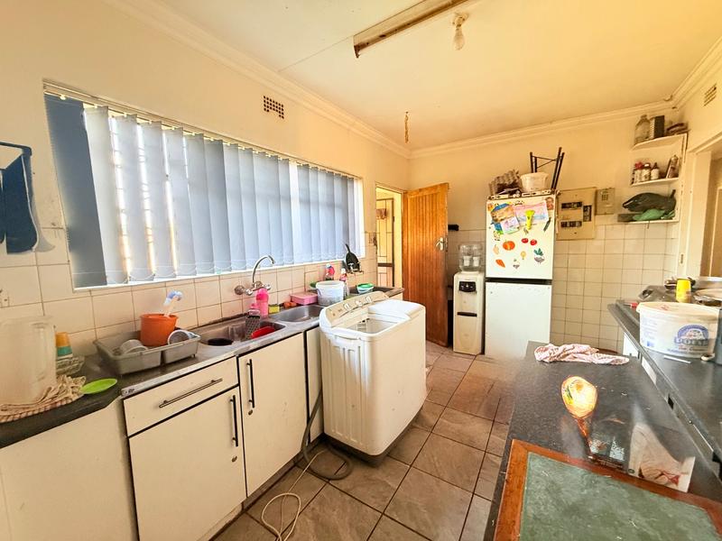 2 Bedroom Property for Sale in Vanderbijlpark Cw 6 Gauteng