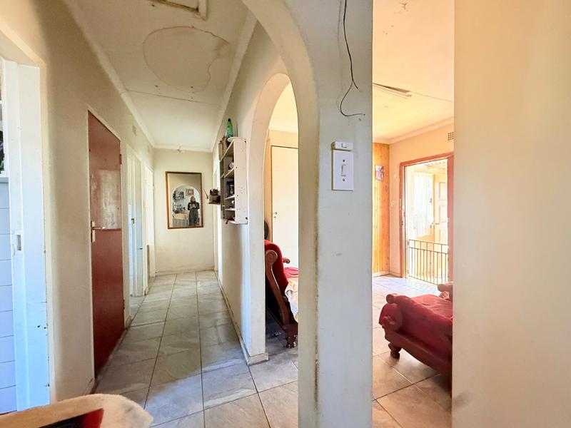 2 Bedroom Property for Sale in Vanderbijlpark Cw 6 Gauteng