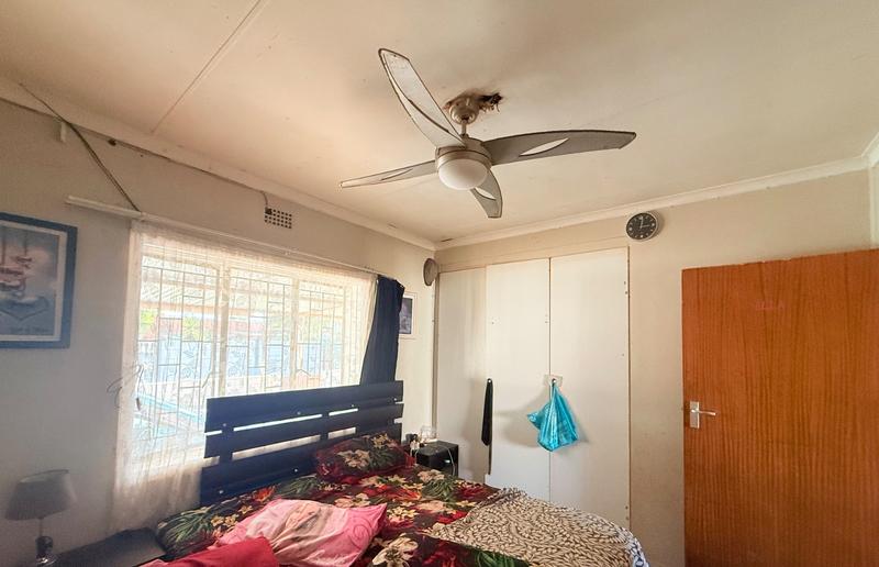 2 Bedroom Property for Sale in Vanderbijlpark Cw 6 Gauteng