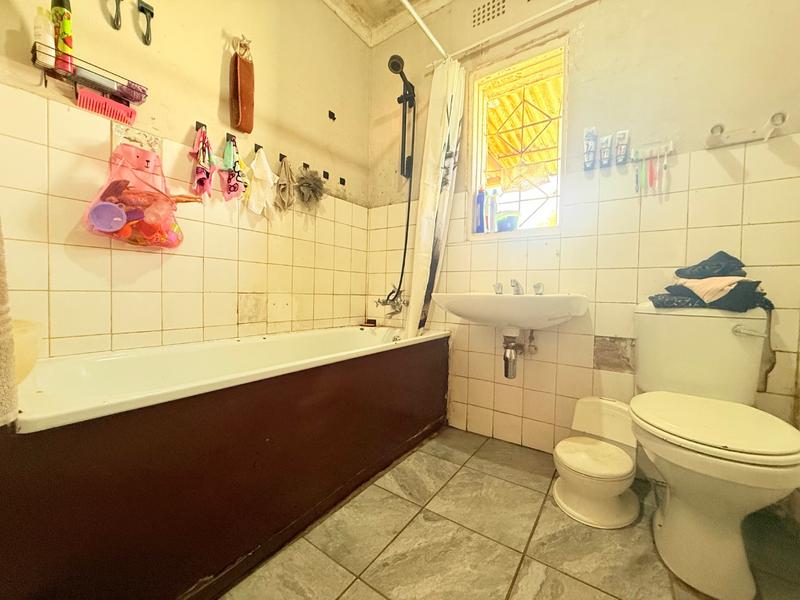 2 Bedroom Property for Sale in Vanderbijlpark Cw 6 Gauteng
