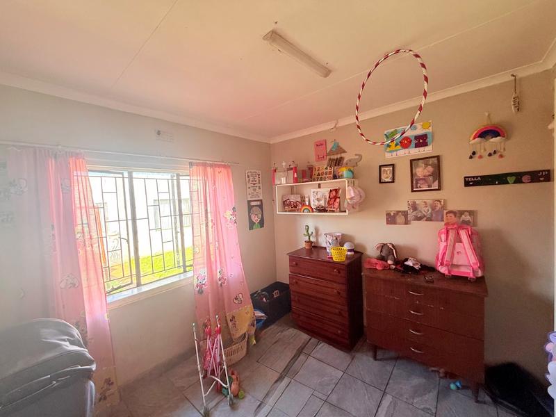 2 Bedroom Property for Sale in Vanderbijlpark Cw 6 Gauteng