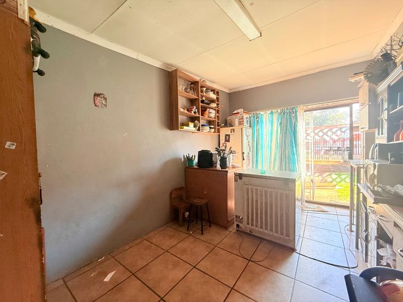 2 Bedroom Property for Sale in Vanderbijlpark Cw 6 Gauteng