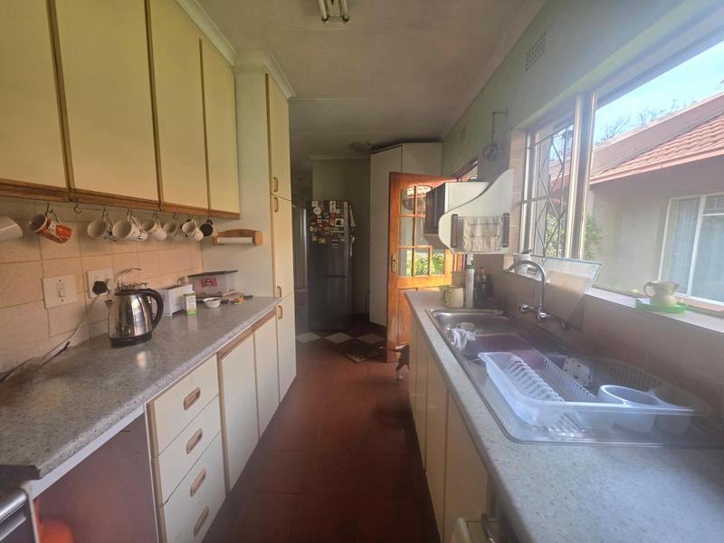 4 Bedroom Property for Sale in Klippoortje Gauteng