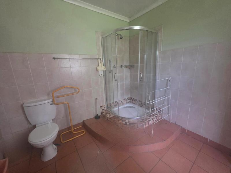 4 Bedroom Property for Sale in Klippoortje Gauteng