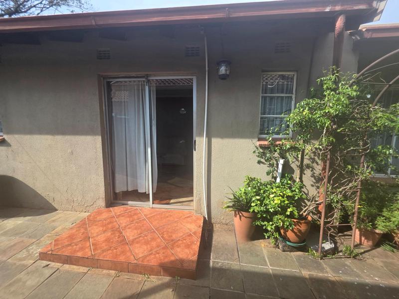 4 Bedroom Property for Sale in Klippoortje Gauteng